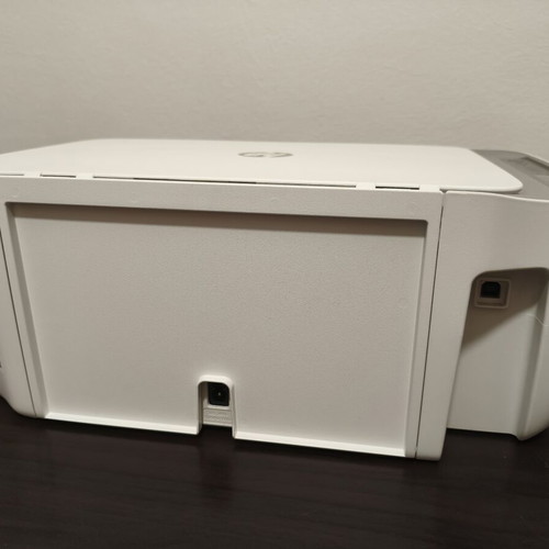 HP Deskjet 2720 multifunction printer like new with USB and Wi-Fi