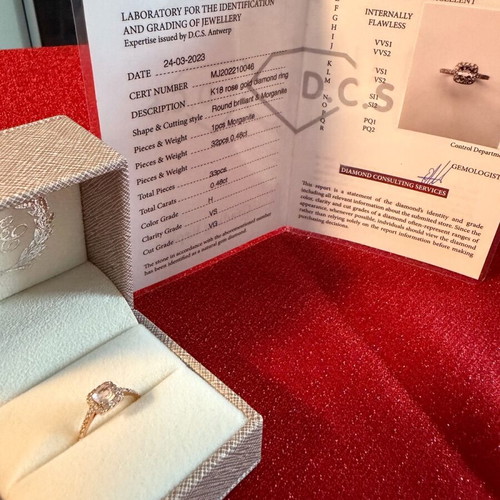 Златен пръстен 18К с розов камък Morganite и диаманти като нов