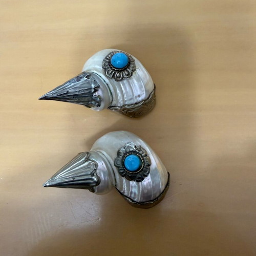 Shells used with silver plating and blue stone, set of 2