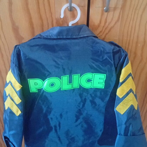 Children's Police Costume like new, includes shirt and hat, size 4-5 years