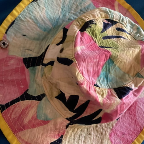 Cotton Batik Floral Canvas Hat like new, size M