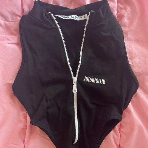Judah Club bodysuit m/l new with zipper black
