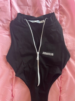 Judah Club bodysuit m/l new with zipper black
