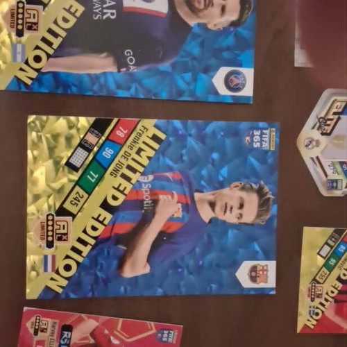 Karim Benzema FIFA 365 Momentum Card Like New, Set of 15