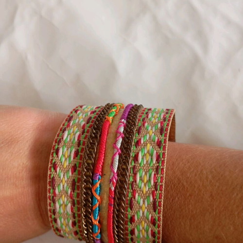 Adjustable bracelet