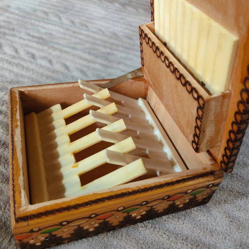 Wooden tobacco box vintage used from the 1970s with pyrography