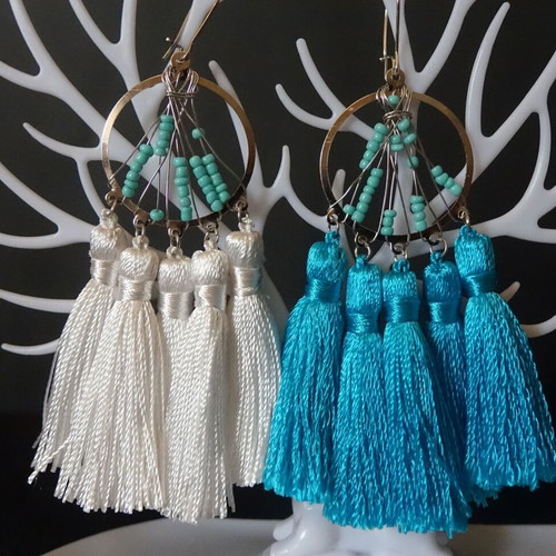 Tassel earrings new, white and turquoise