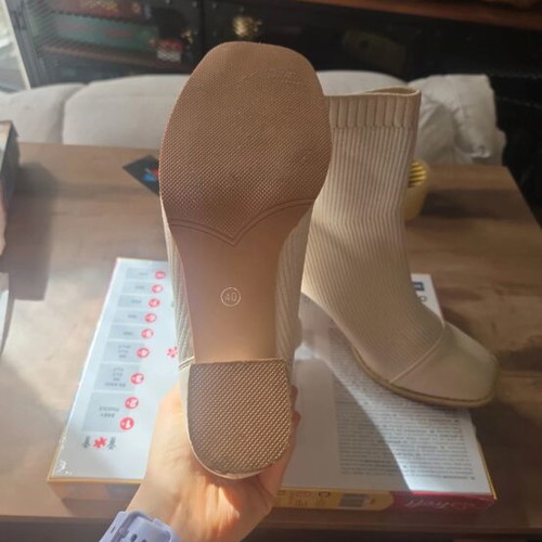 Fabric heel boots off white like new