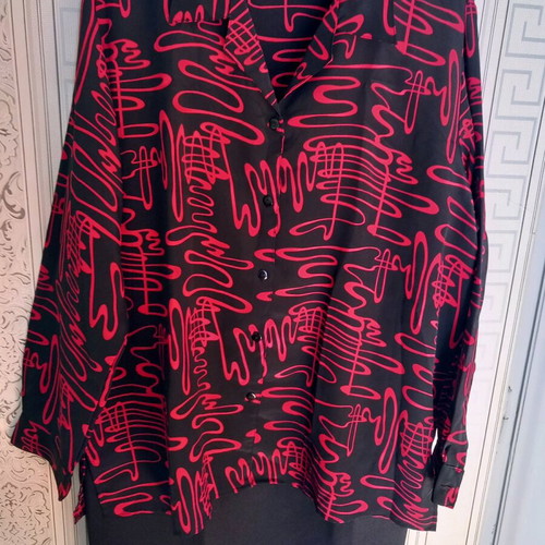 Skirt and shirt set new, size medium