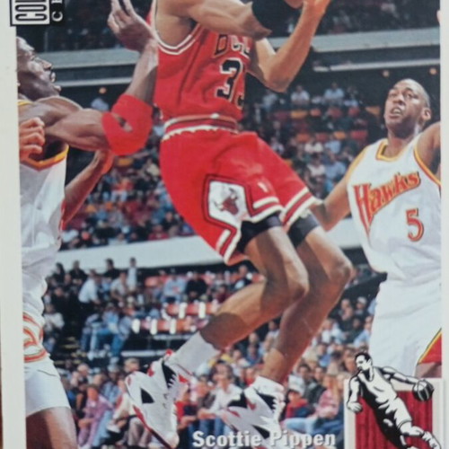 Scottie Pippen Chicago Bulls cards like new, 2 pieces
