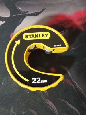 Stanley 22mm Automatic Pipe Cutter new