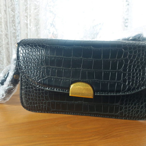 Black crocodile-style shoulder bag new, made of faux leather