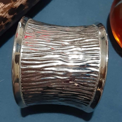Cuff bracelet stainless steel new, silver color