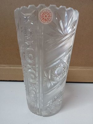 Handcut 24% Lead Crystal Vase used 26x16 cm