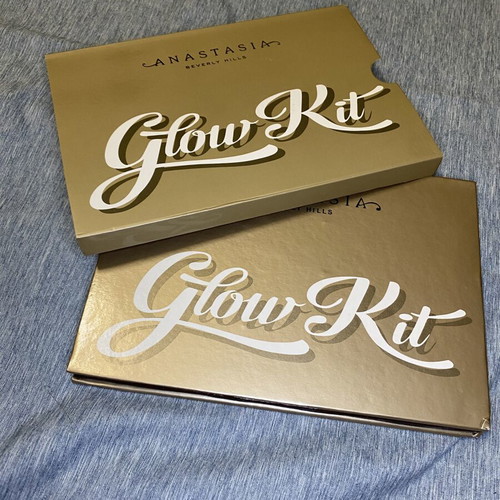 Anastasia Beverly Hills Glow Kit highlighter palette like new