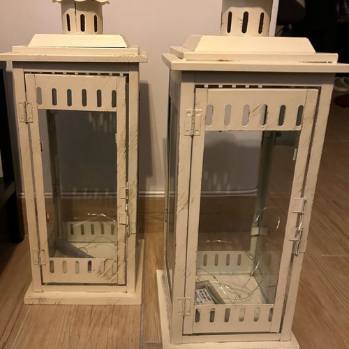 Decorative lantern set like new
