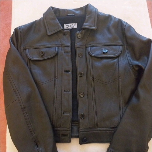 Leather jacket like new, black, medium size with lining