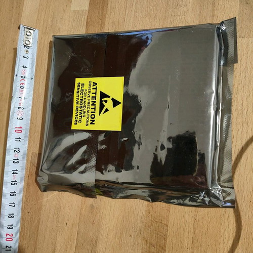 PIC32CM1216MC00032-E/RTB new, pack of 2 pieces