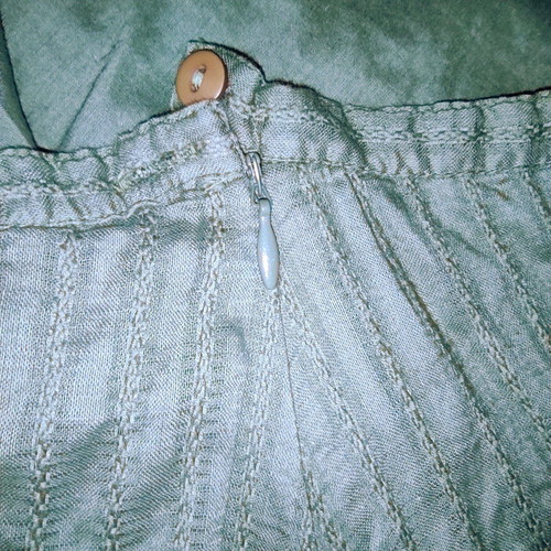 Bon'A Parte midi skirt olive green like new, 100% cotton