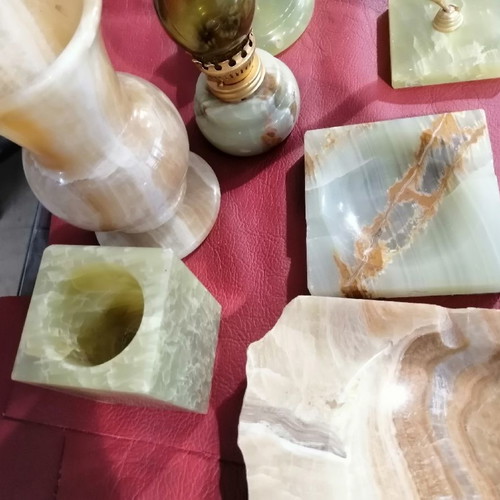 Onyx and alabaster genuine decorative items from Crete new