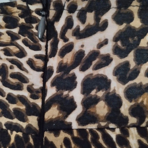 Animal print leopard palazzo pants, size M, elastic, stylish