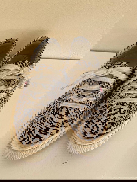 SUPERGA 38