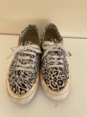 SUPERGA 38