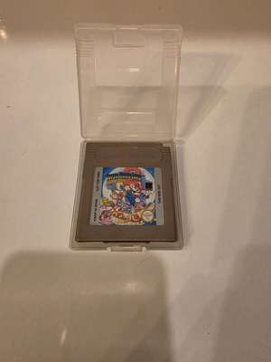 Super Mario Land 2 Game Boy game