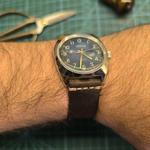 Handmade leather watch strap, custom colors, 18-28mm