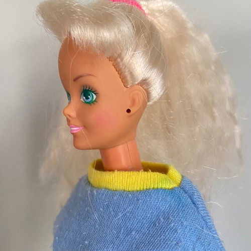 Sindy doll 1988 Hasbro Free Wheelin' vintage used