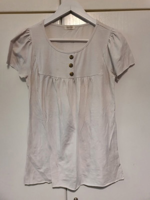 White T-shirt with Front Buttons like new