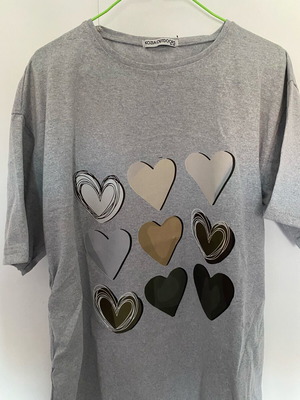 Women's t-shirt like new gray, sizes S and M