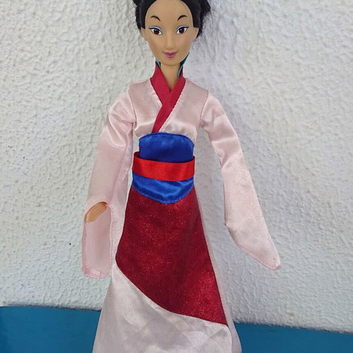 Disney Princess Dolls Mulan, Pocahontas, Cinderella Simba 2001