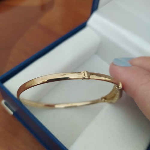 585 gold bracelet with stones, engraved, 6 gr