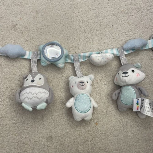 Hanging toy chain like new