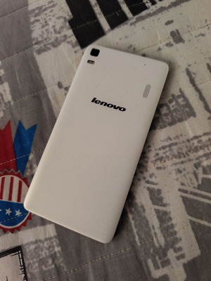 Lenovo A7000 κινητό τηλέφωνο με 2GB RAM και 8GB αποθηκευτικό χώρο, άσπρο