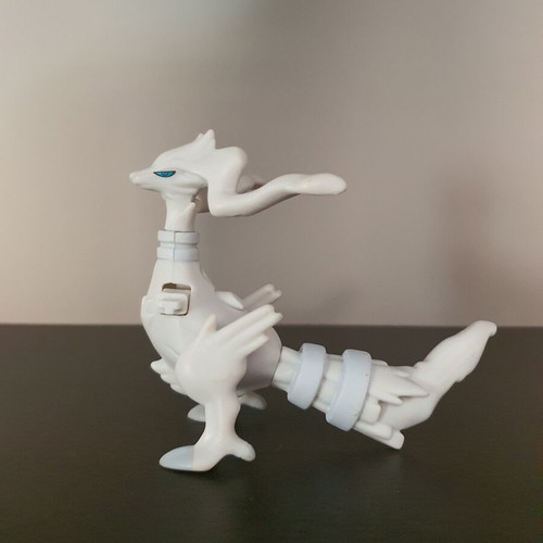 Reshiram figure Pokemon 2018 used