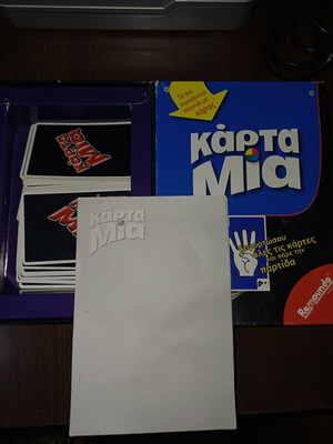 Karta Mia board game like new