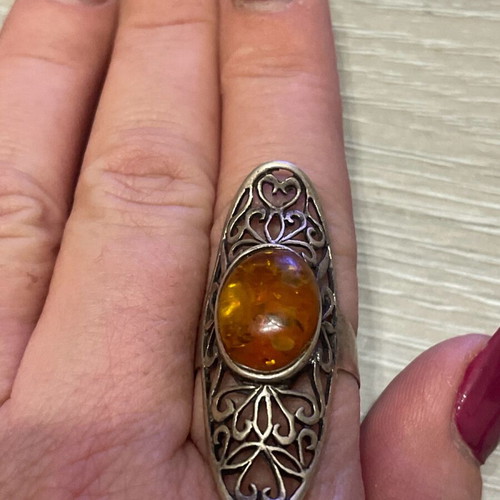 Silver 925 ring with vintage amber