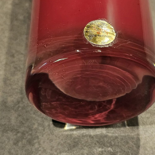 Royal Leerdam Ligne Libre red vase by Siem van de Marel 1993 like new