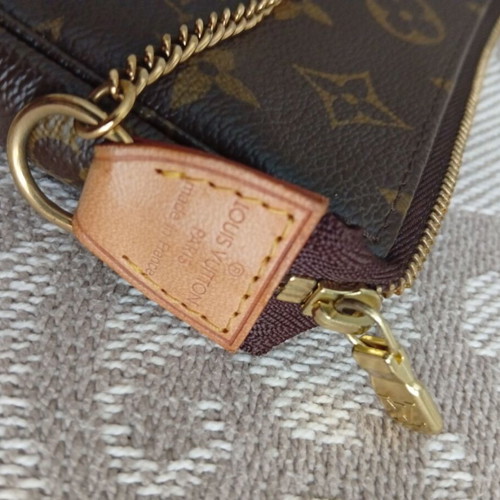 Louis Vuitton mini pochette καινούργιο, καφέ χειρός συλλεκτικό