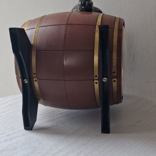 Molnija wind-up table clock with bear figure