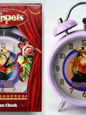 The Muppets Miss Piggy Table Clock Analog new