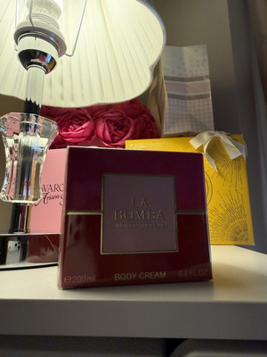 La Bomba body cream Carolina Herrera new