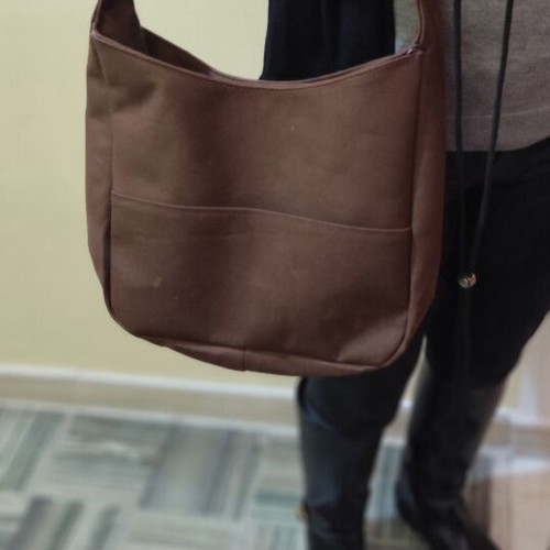 Brown shoulder bag new with external pocket