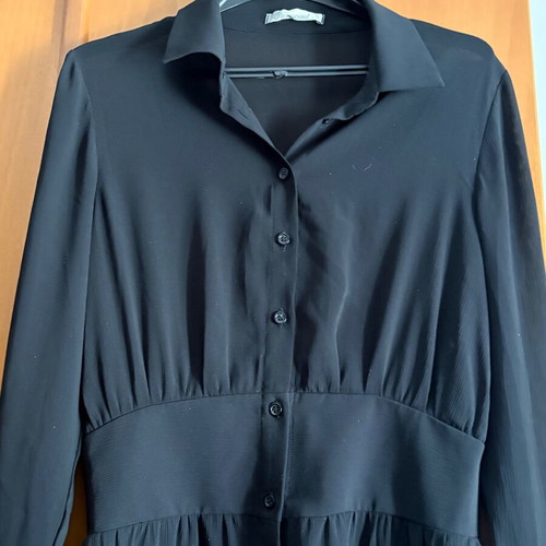 Black blouse dress like new with slits