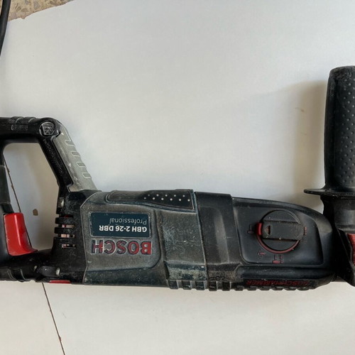 Bosch Professional GBH 2-26 DBR and GSH 3E rotary hammers used