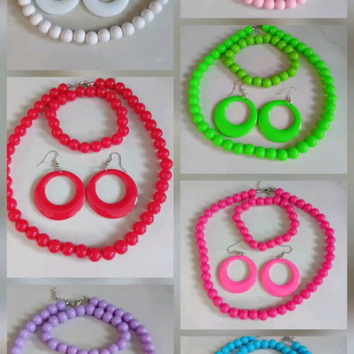 Jewelry set necklace, bracelet and earrings new, 3 pieces