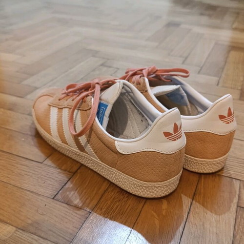 Adidas Gazelle like new, size 37.5