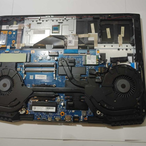 HP Omen 15-DC i7-8750H GTX 1060 gaming laptop used, defective board and cracked screen